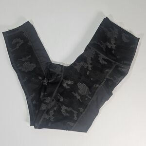 Fabletics Leggings Womens 22 Waist Black Camo Paneled‎ Activewear Yoga Pants